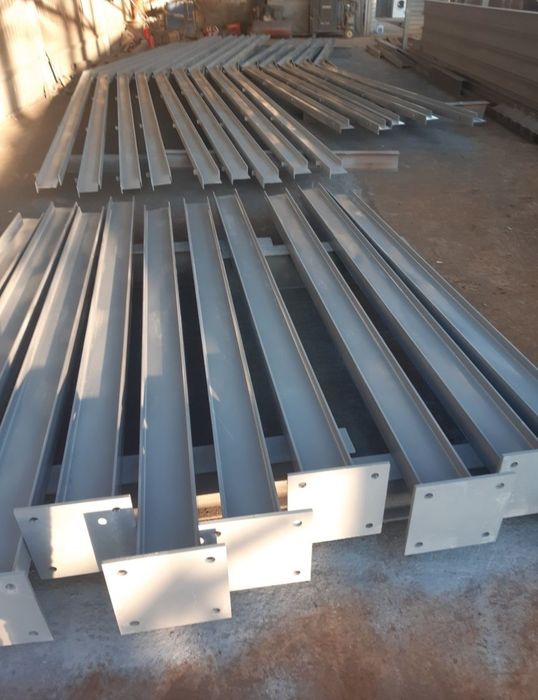 Vând 4ferme metalice la 9m din ipe 160