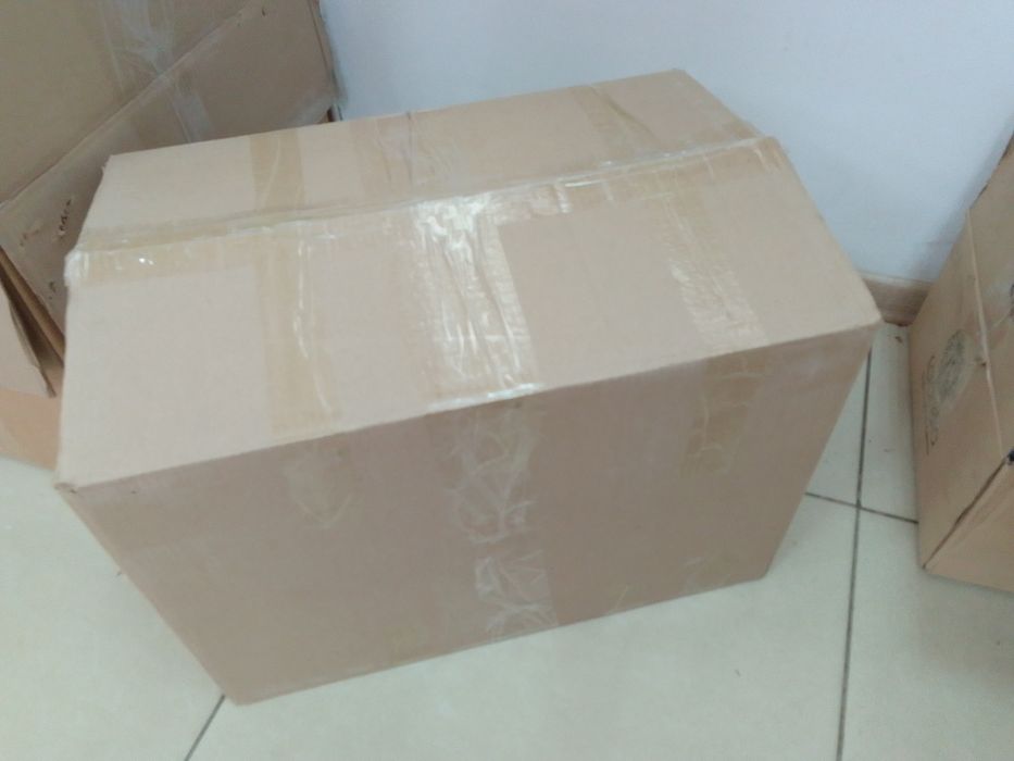 Продам коробки40х60см