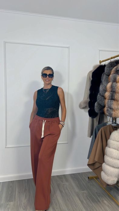 Pantaloni casual culoare senzationala pentru sezonul rece