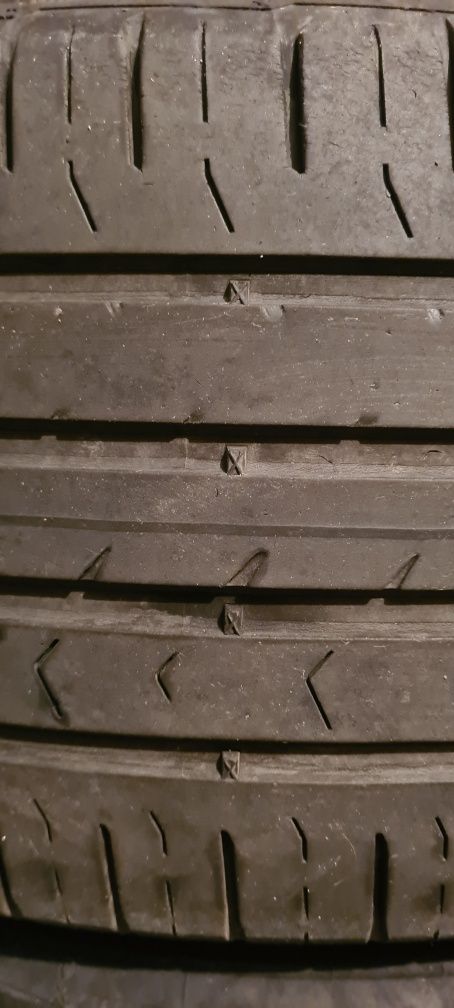 Anvelope ContiPremium Contact 5 215/55/R17