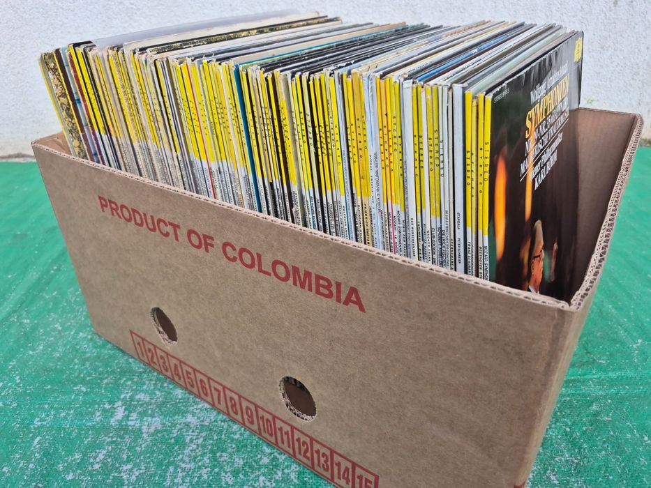 Vând Lot 100lp Discuri Vinil cu muzică clasică mixta