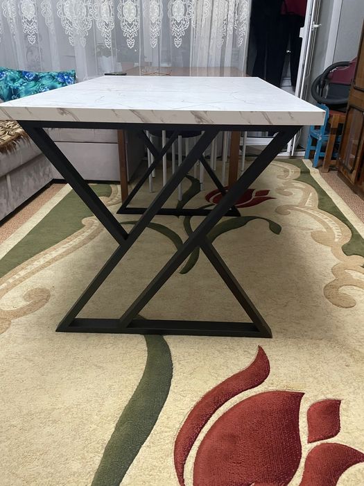 Стол в стиле Loft