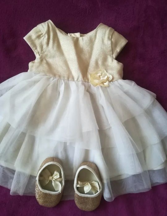 Set fetita rochița plus pantofiori mărime 74