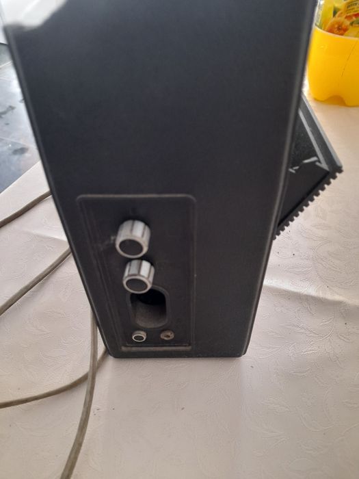 Vind radiocasetofon RADIORECORDER cu mici defecte