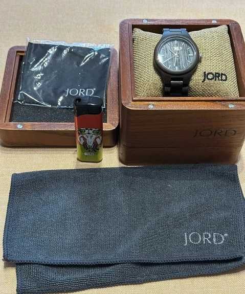 Jord Fieldcrest - Dark Sandalwood watch / Дървен часовник Йорд