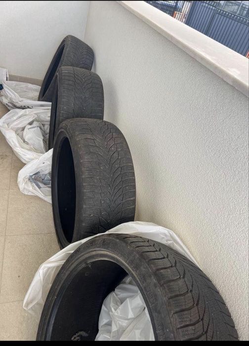 Зимни гуми Нексен 255/35/19 225/40/29