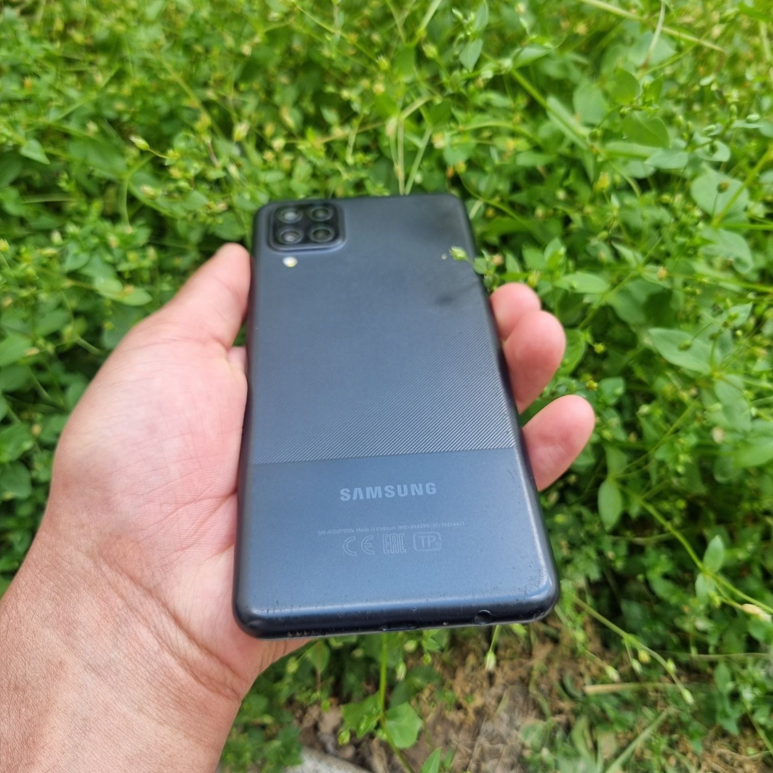 Samsung Galaxy A12 sotiladi ideal