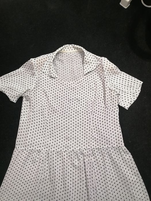 Rochie eleganta din triplu voal, mas. 50-52..cu buline