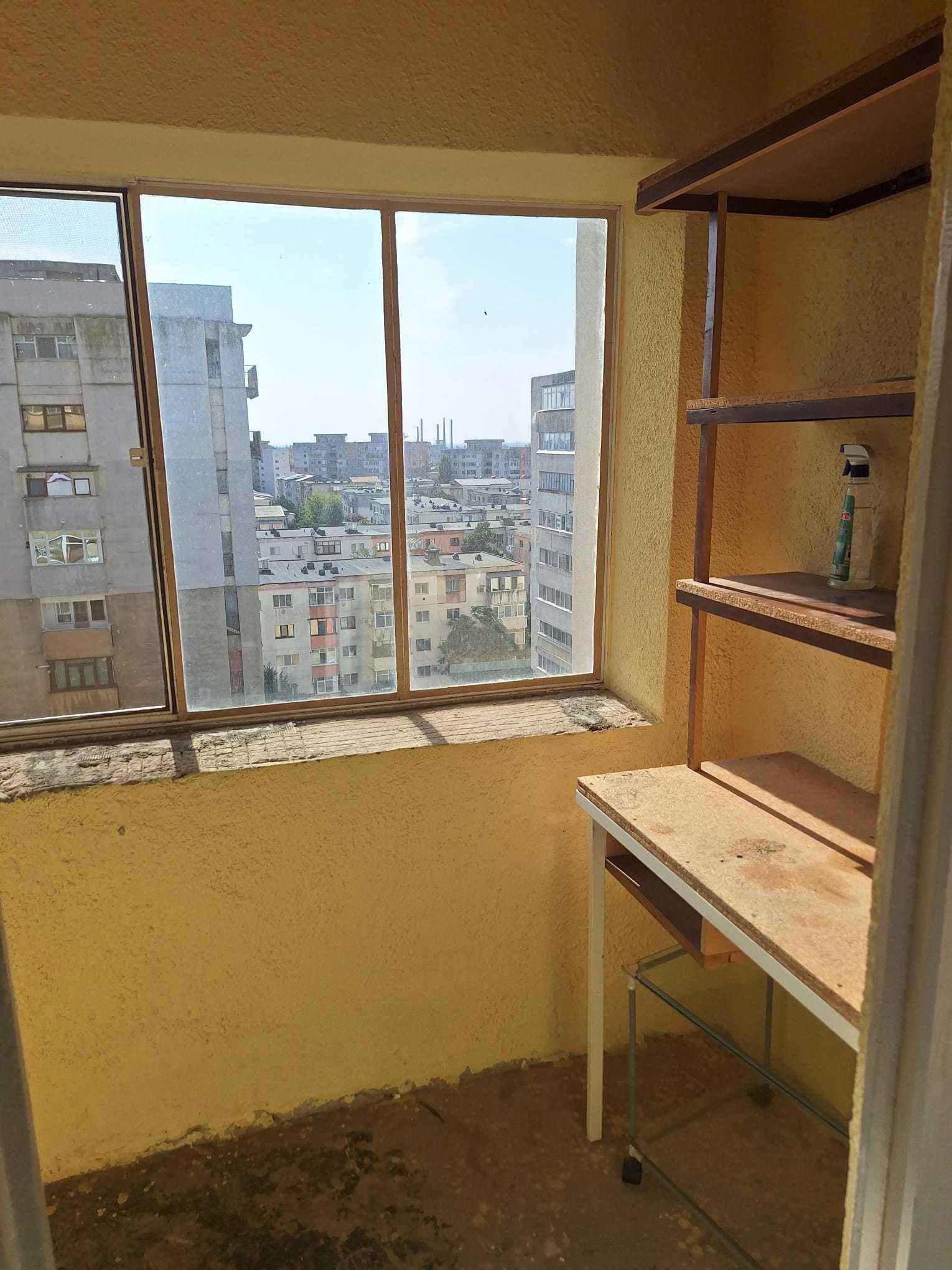 Proprietar apartament 2 camere decomandat Bd. Unirii Sud, etaj 9/10