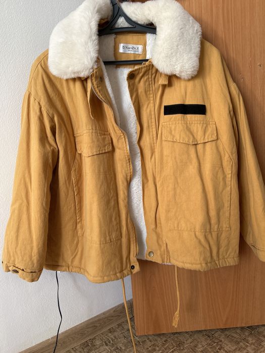 Продам зимнюю куртку