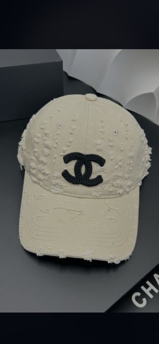 Sapcă Chanel, model 2026