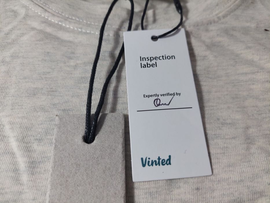 Vinted tricou bluza essentials moda cadou premium