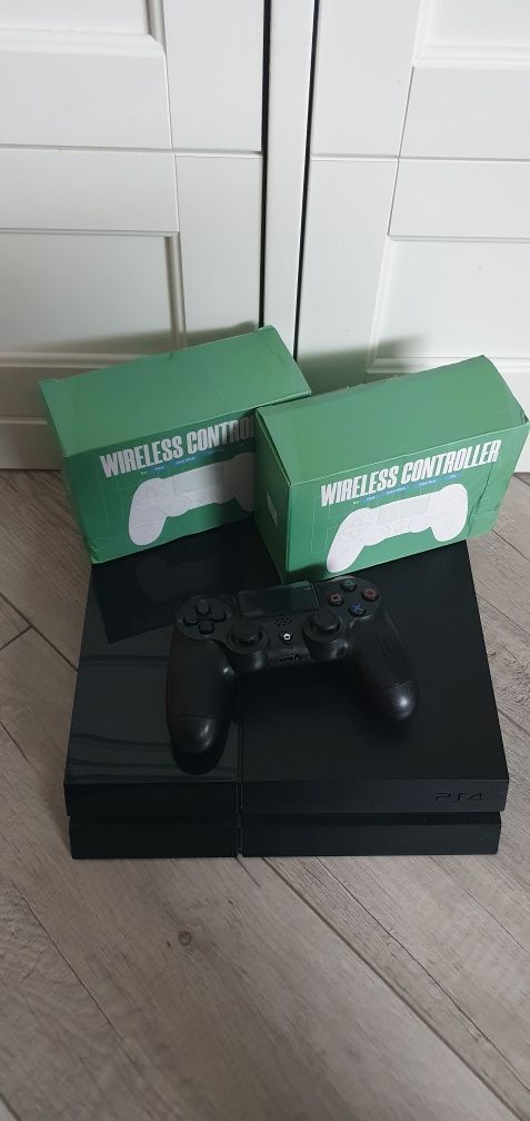 Vand Playstation 4/ ps4