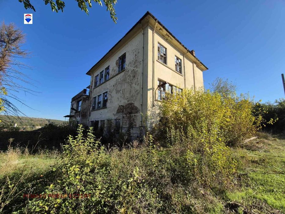 Продава се Къща в с. Николово, Област Русе - 939 кв.м за 171 €/кв.м - Снимка #3