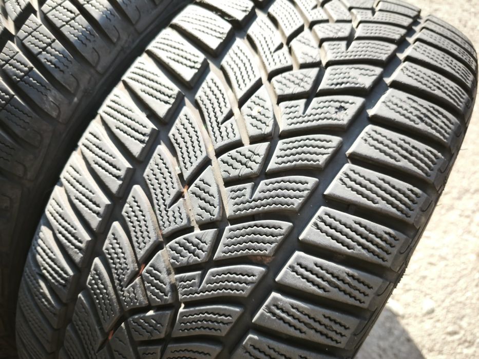 225/40/18" 4бр Good year ultra grip performance +, Дот3320,6-8мм