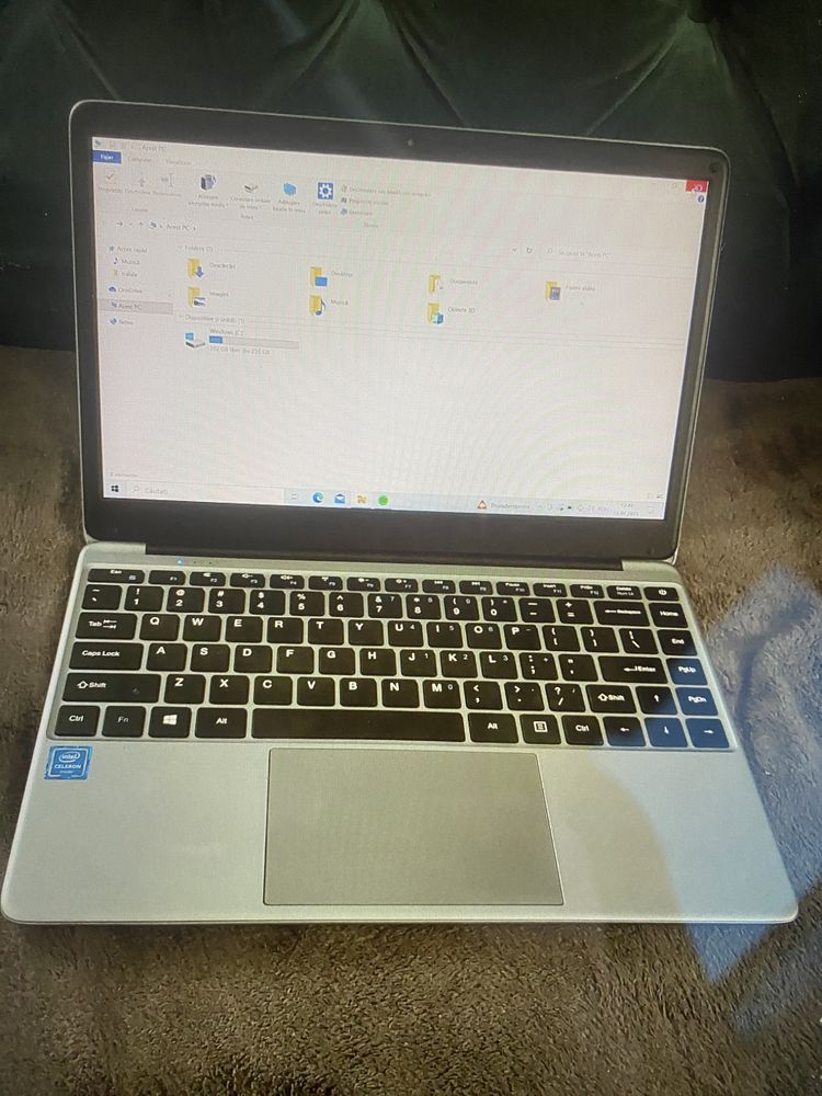 Laptop Herobook chuwi 8gb ram 256 ssd