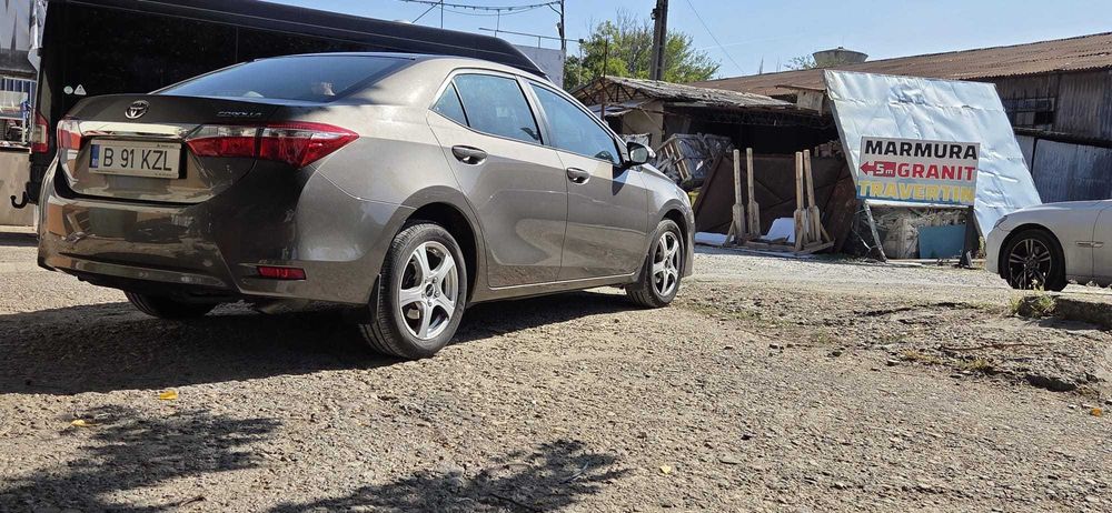 Vanzare Toyota Corola