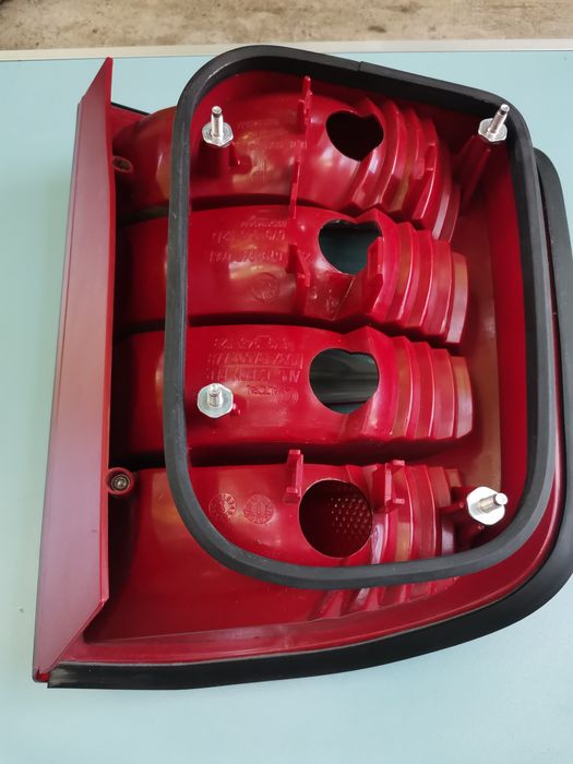 Stop Tripla, Semnalizare, SPATE  Dreapta SKODA FABIA COMBI , SEDAN