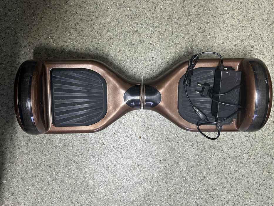 Vand hoverboard in stare foarte buna