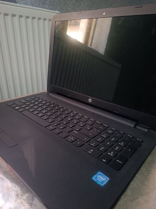 Hp noutbook Intel inside