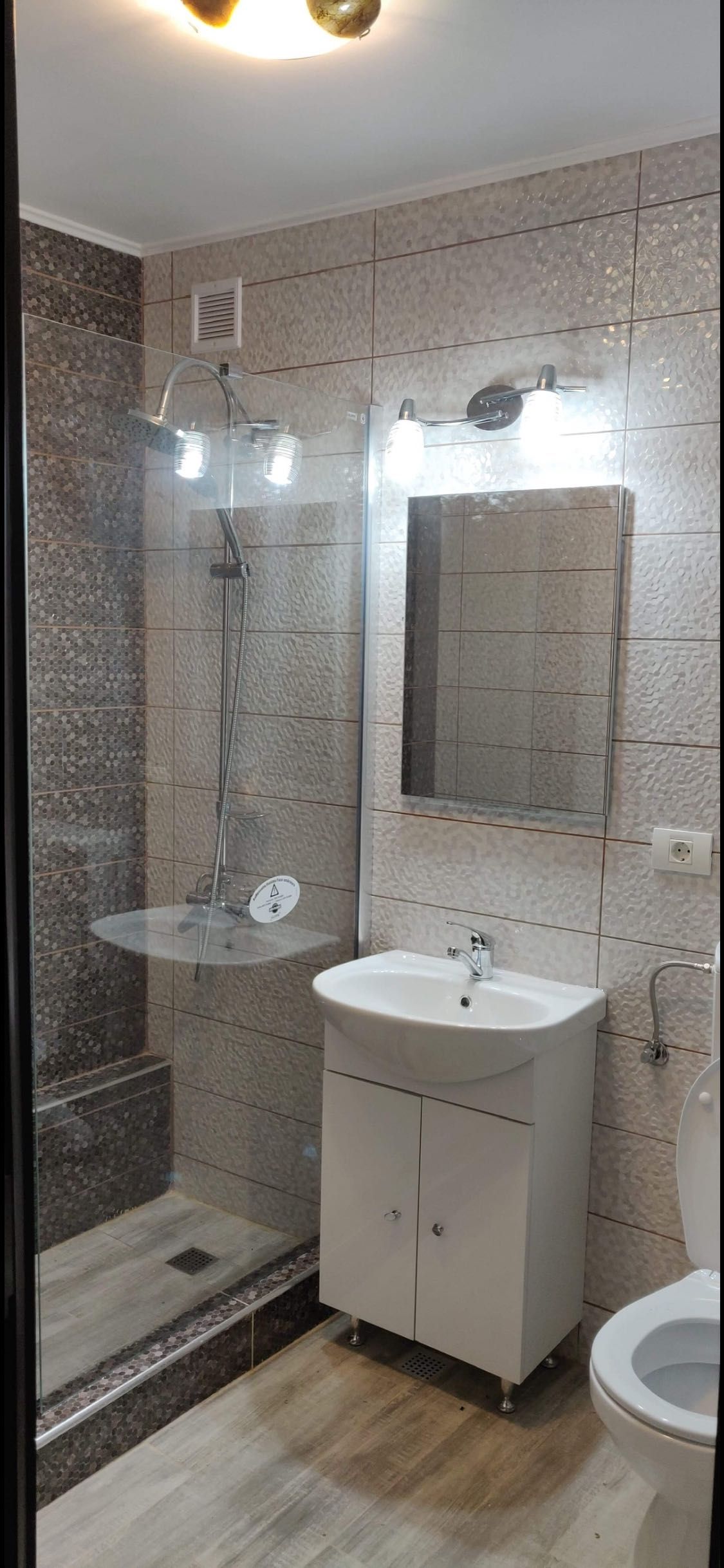 Garsonieră de închiriat