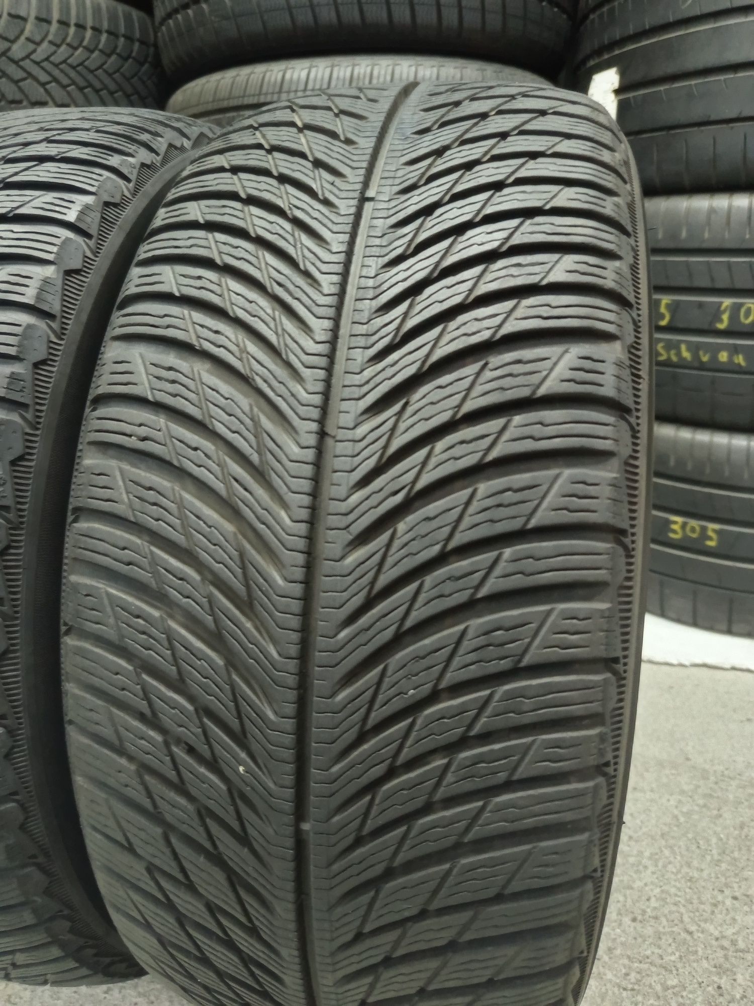 Michelin 225/50/17-2бр 7.0мм дот 2921