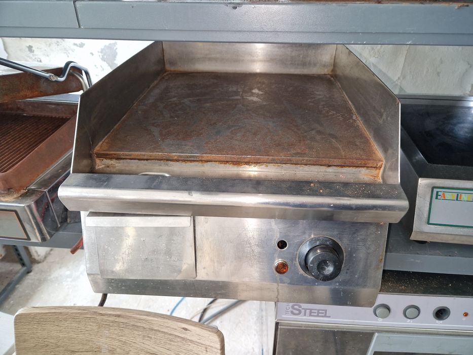 Friteuza inox de banc, capacitate mare, la 380v