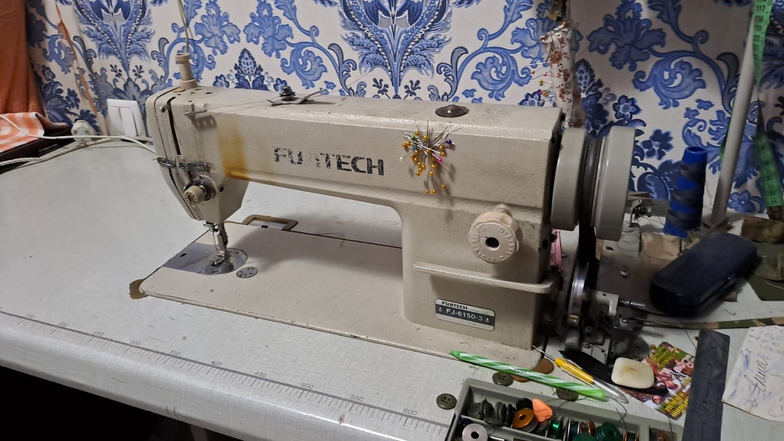 Продам Швейную машинку