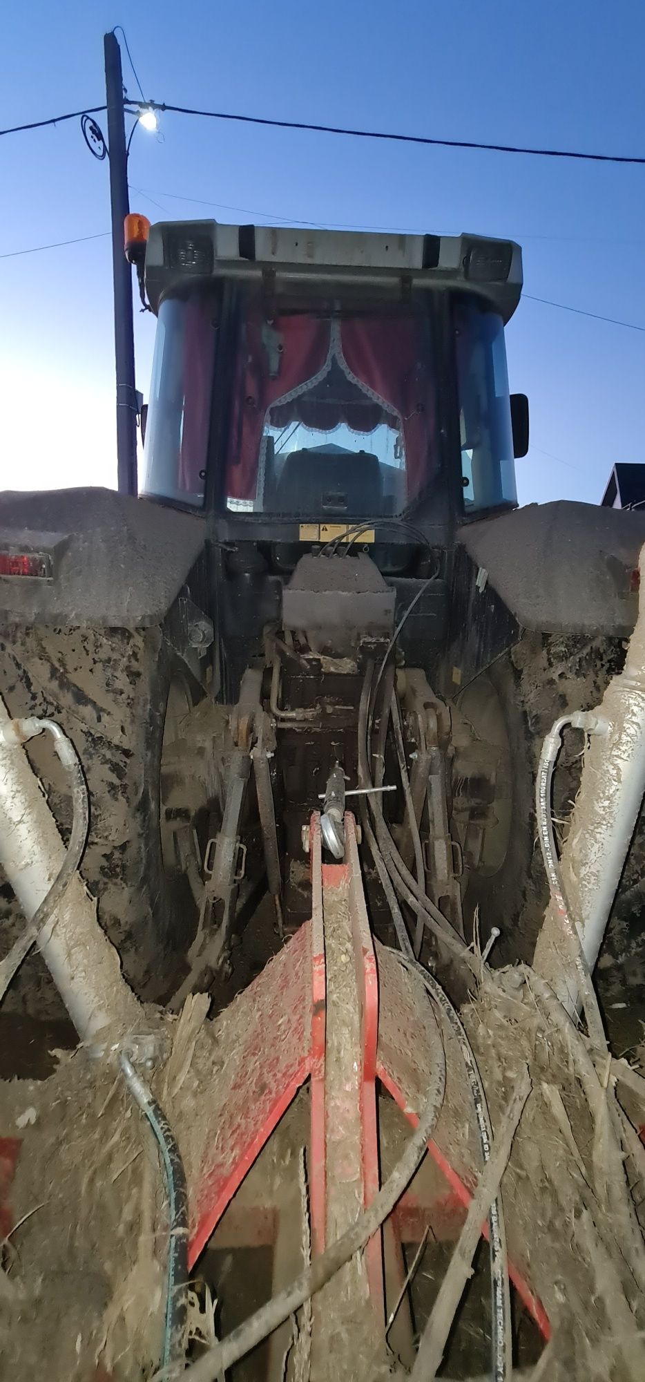 Massey-Ferguson 8130