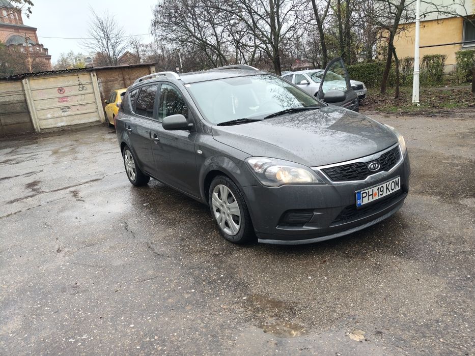 Vând KIA ceed 1.6 diesel