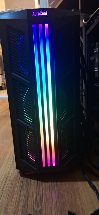 Pc raizen 7600x Am 5/Rtx 3070 Gigabite Oc
