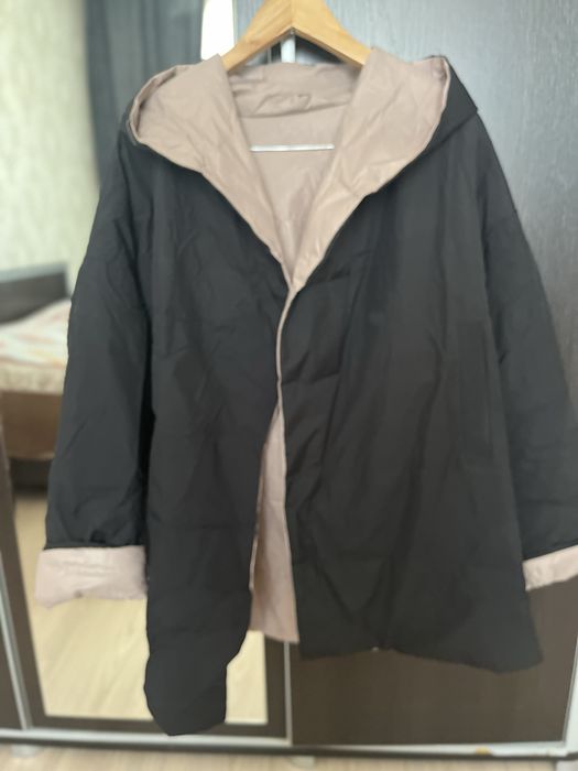 Двусторонняя куртка женская. Размер 48.