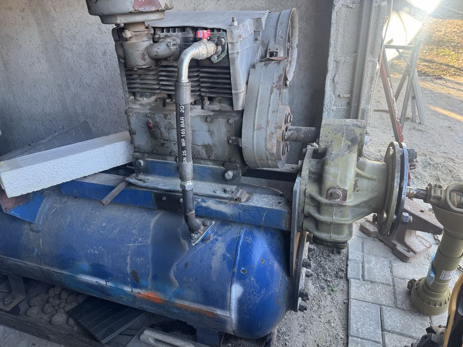 Compresor de mare putere - antrenat la tractor