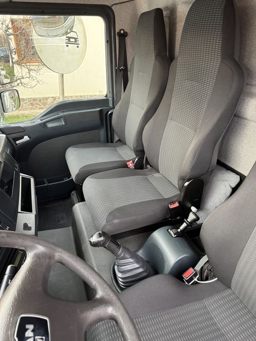 Vand Man cu lift/2012