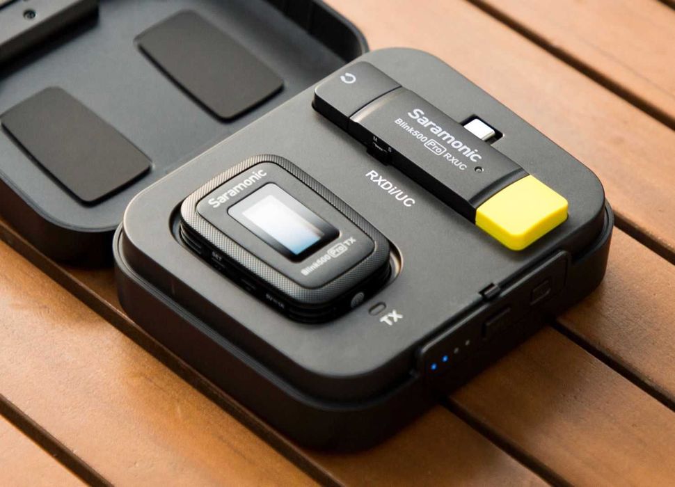 Беспроводной микрофон Saramonic Blink500 Pro B3 (RXDi+TX) Lightning