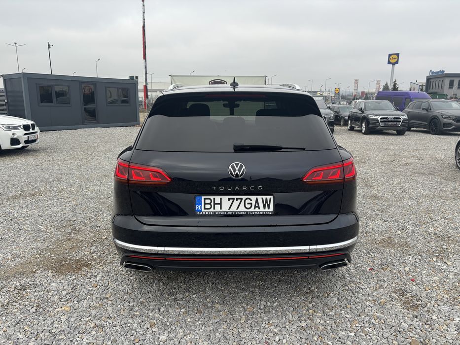 VW touareg 2021 286 cp Matrix 43900€ sau schimb