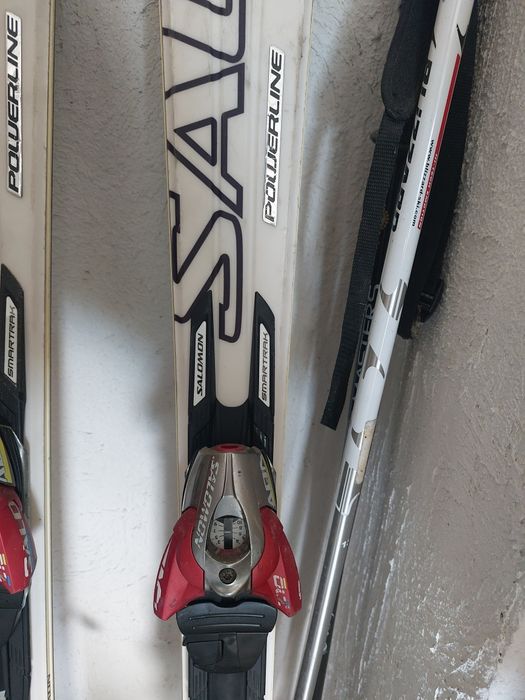 Продавам 240лв Ски Salomon Powerline