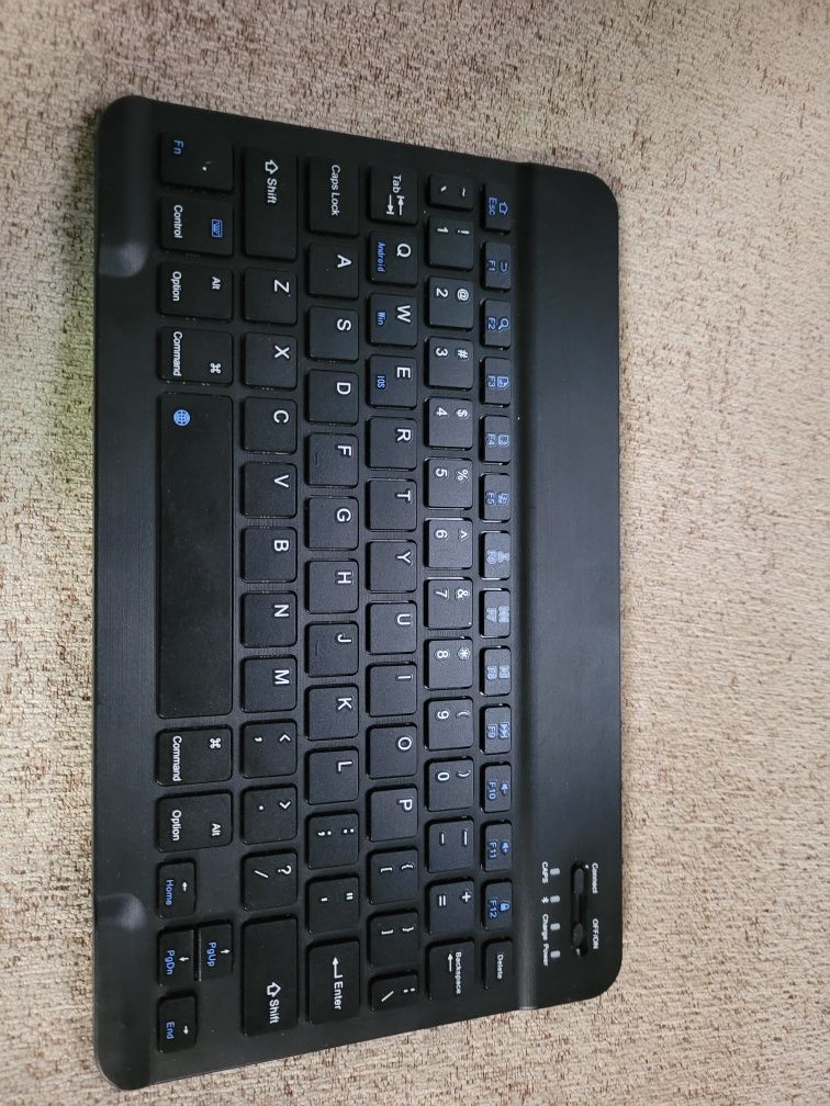 Tastatura bluetooth 3.0