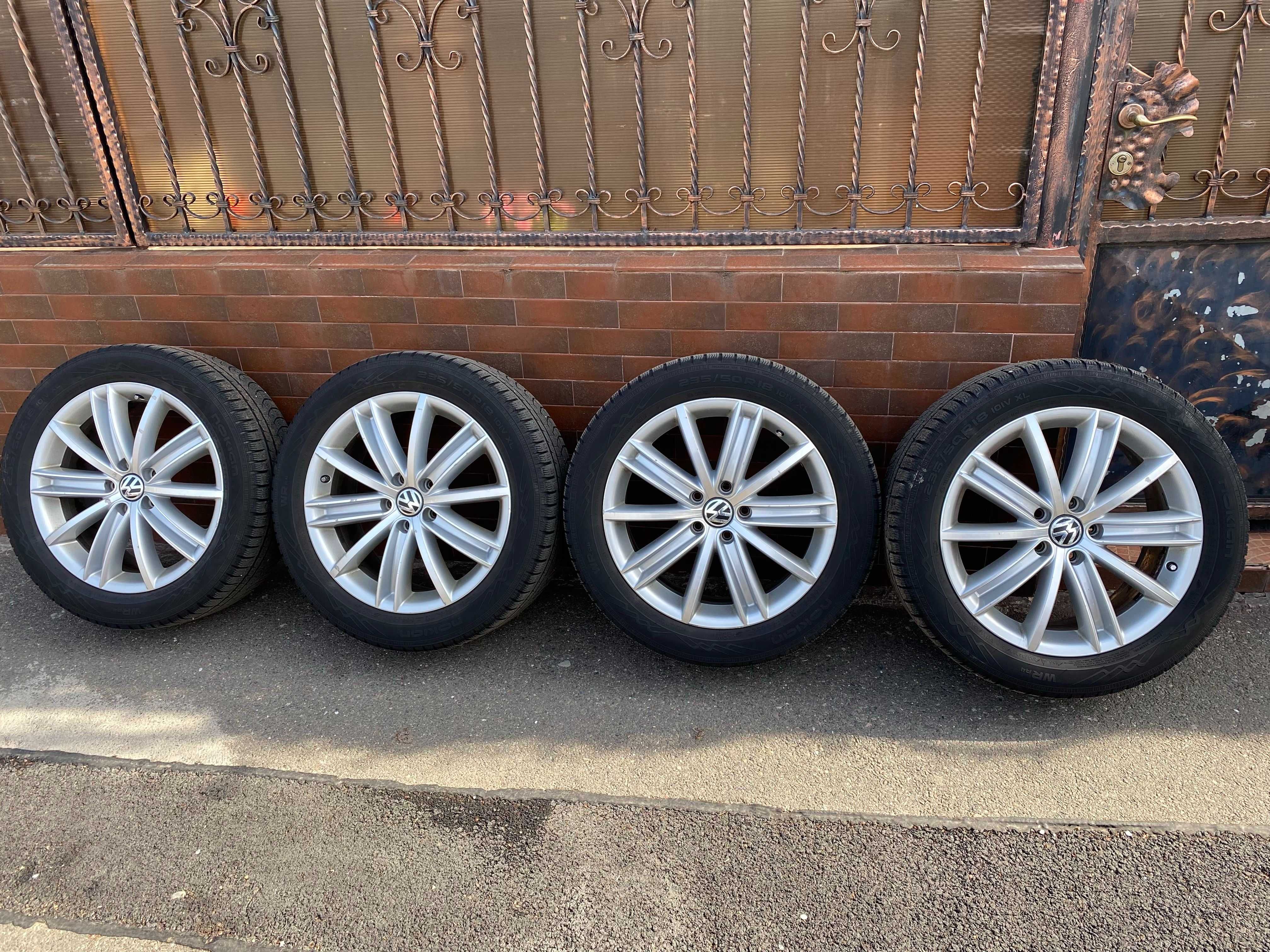 VW Tiguan 2.0 TSI R-Line 4Motion DSG Sport Style