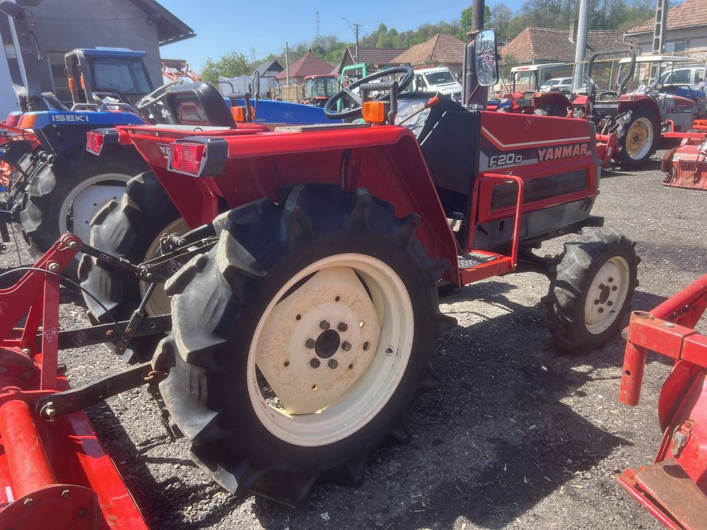 Tractoras tractor japonez yanmar F20 DT