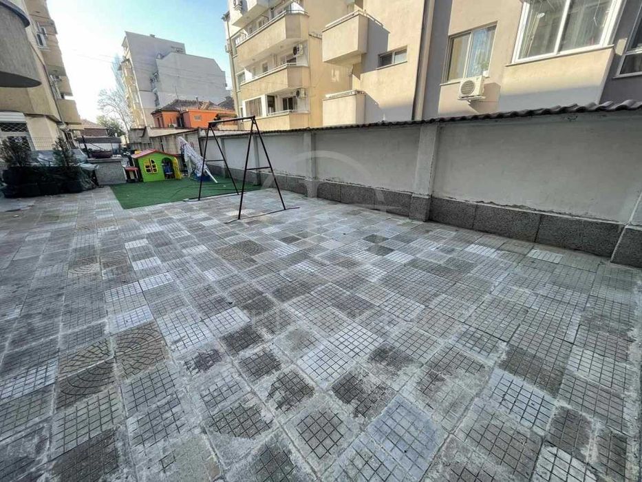 Продава се Двустаен апартамент в Пловдив, Съдийски - 30 кв.м за 1700 €/кв.м - Снимка #10