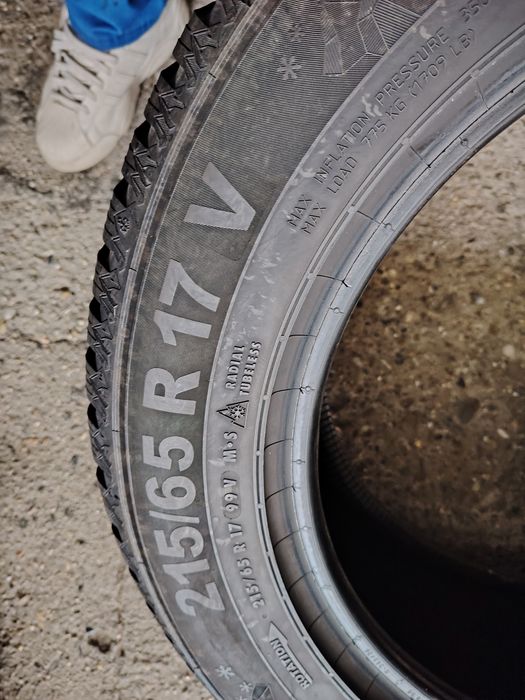 215/65 R17 Semperit Speed-Grip 5 M+S DOT 3823