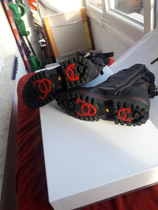 POLLINI Cizme, ghete înalte din piele,  calitate , sistem antiderapant