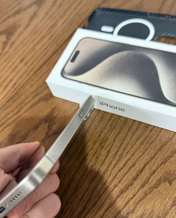Iphone 15 pro 256 gb