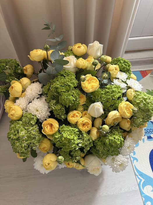 Букет цветов свежие