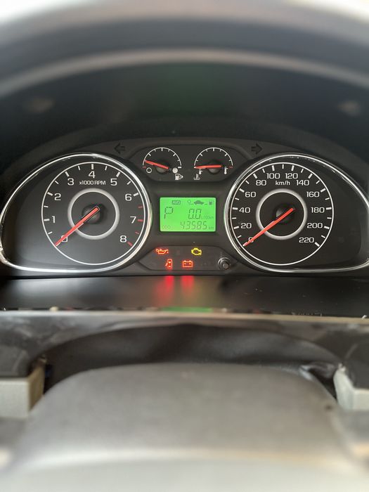 Gentra 2023 qora bez lyuk