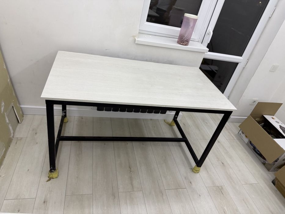 (Срочно!) Лофт Стол