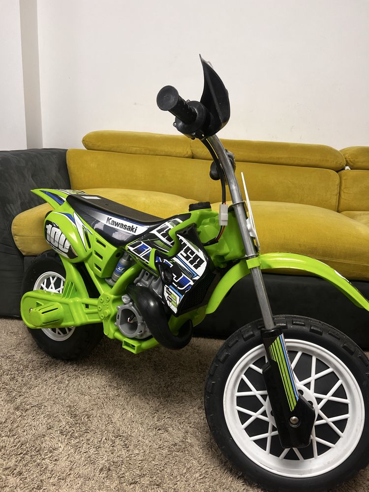 Motor kawasaki electric copii