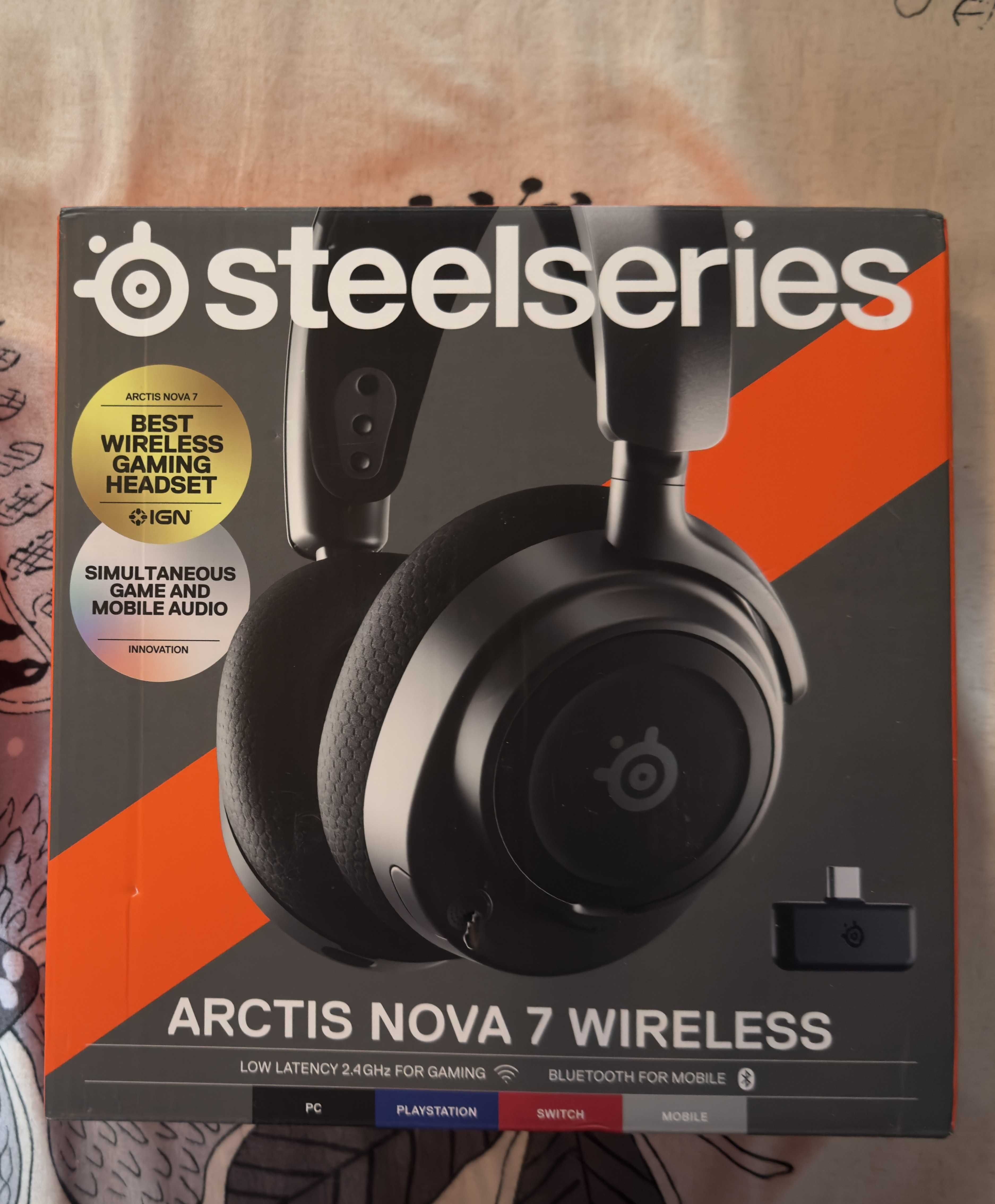 Casti Steelseries Arctis Nova 7 Wireless