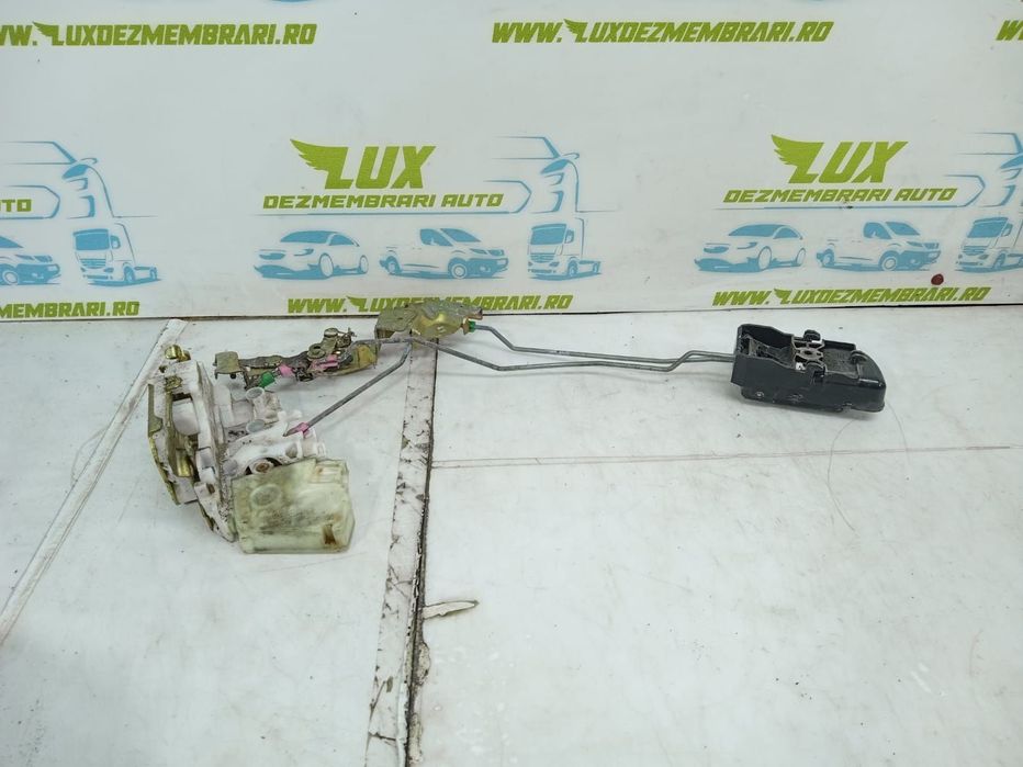 Broasca dreapta spate 805525P003 Nissan Navara D22 (facelift)  [din 2